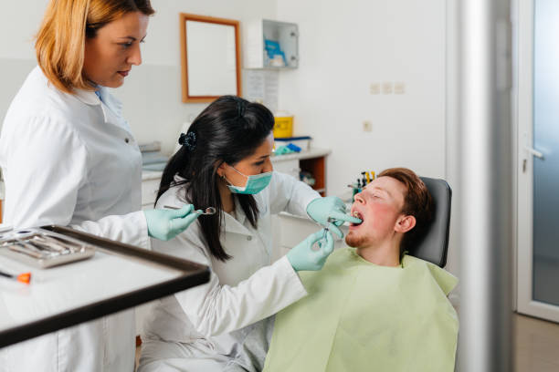 Best Dentist Open on Weekends  in Lyndon, KS